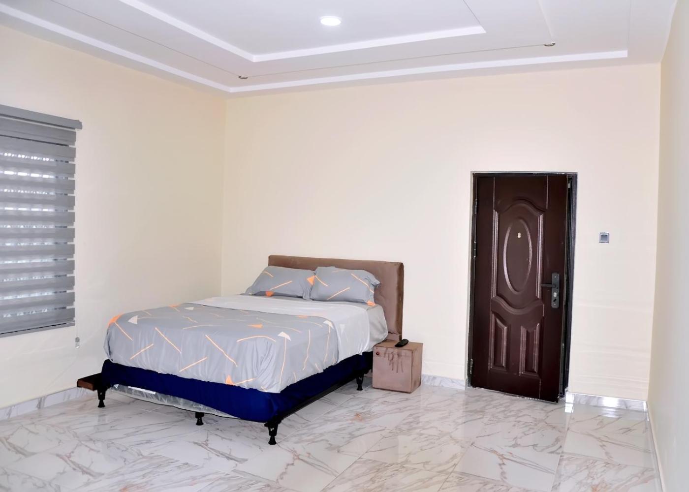 فندق Queens Place أكرا المظهر الخارجي الصورة